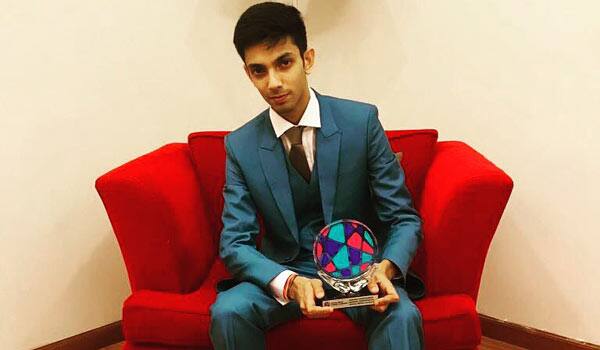 Anirudh-honored-in-Andhra