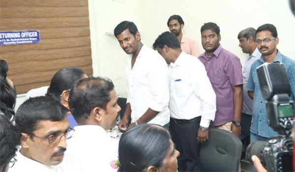 I-am-not-against-council-rule-:-Vishal-reply-to-Cheran