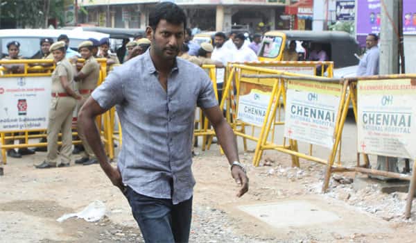 Returning-Officer-claims-that-we-threatened-him-to-accept-my-nomination-says-Vishal