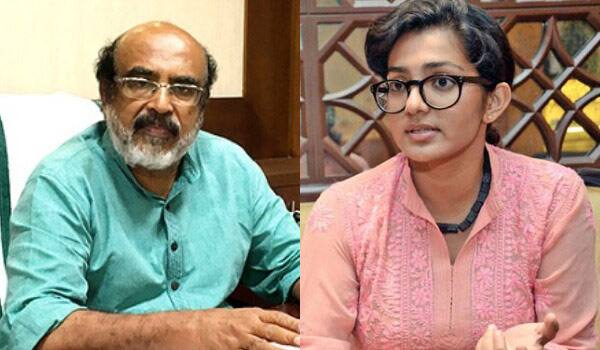 Kerala-ministers-supports-Parvathy