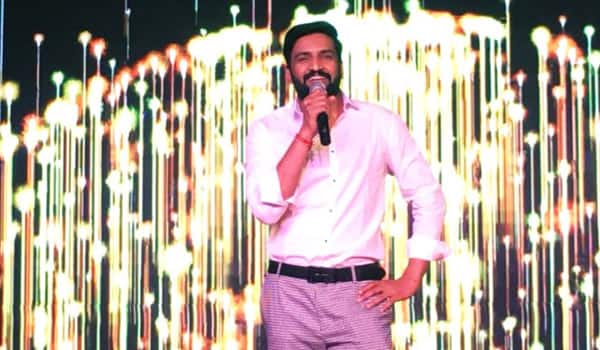 I-will-never-act-as-comedian-says-Santhanam