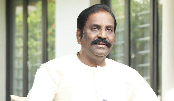 Protest-in-front-of-Vairamuthu-house