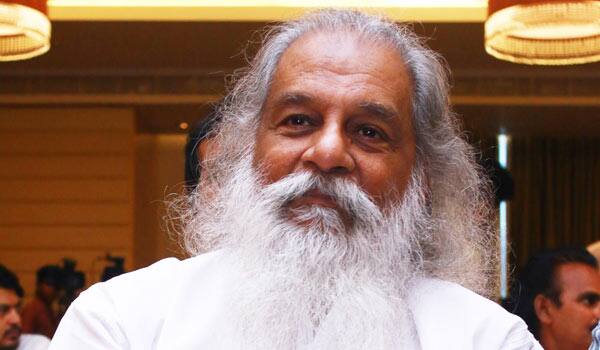 Dont-waste-time-:-Yesudas-advice-youths
