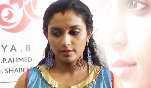 Actress-Akshaya-turn-as-Director