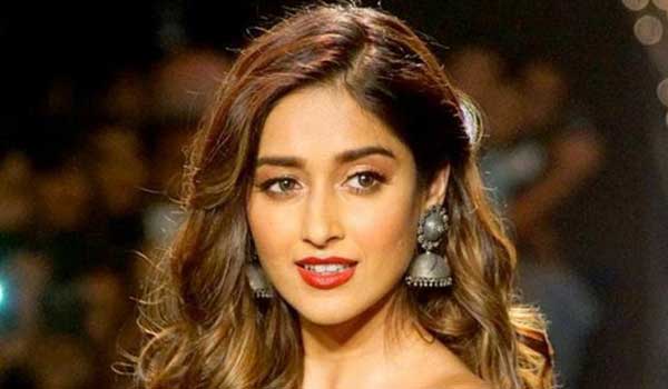 after-6-years-ileana-came-back-to-tollywood