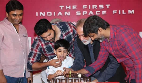 Jayam-Ravi-celebrate-son-birthday-in-Tik-Tik-Tik-success-meet