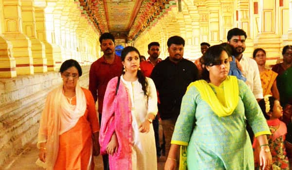 Keerthi-Suresh-visits-ramanathaswamy-temple