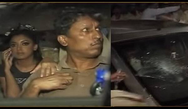 Tanusree-Dutta-attacked-in-a-car-:-old-videos-goes-viral