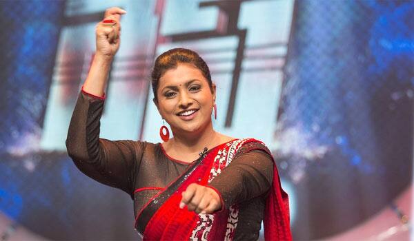 Actress-Roja-give-food-for-Rs.4