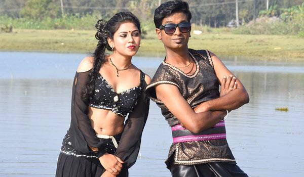 Actor-Jagan-dance-with-Manishajith