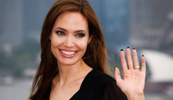 Angelina-Jolie-soon-as-Politican-in-US