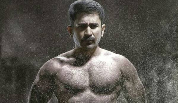 Vijayantony-first-time-acting-with-six-pack