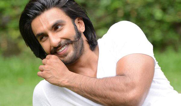 Ranveer-singh-happy-about-3-movies-collected-Rs.800-crore