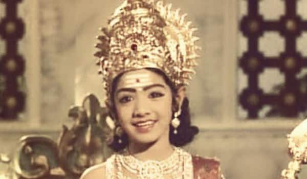 Flashback-:-Sridevi-act-as-lord-murugan-in-Thunaivan-film