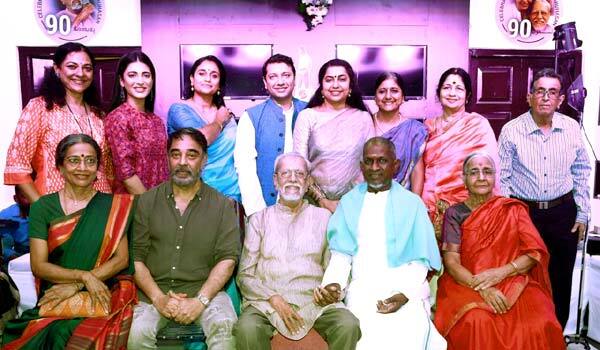 Kamal-and-family-members-celebrated-Charuhaasans-90th-birthday