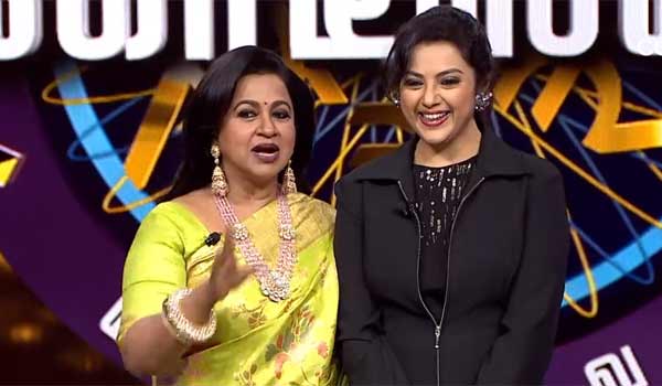 Actress-Meena-reveals-how-Rajini-was-first-'Uncle'-and-then-'Aththaan'-in-Kodeeswari's-special-episode