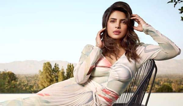 Priyanka-chopra-in-top-most-actress-in-india-getting-more-income-via-instagram-Advertistment
