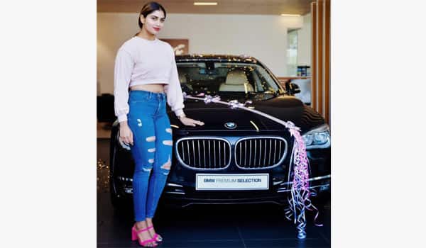 Shivani-bought-New-BMW-7-series-car