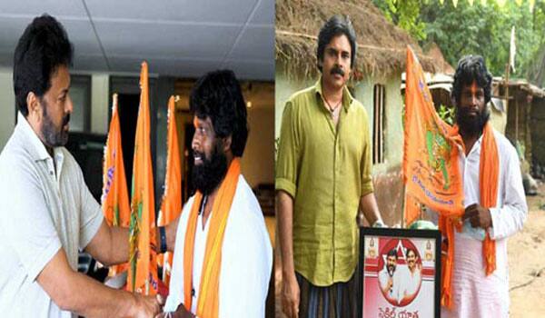 A-Fan-met-chiranjeevi-after-12-days-cycle-ride