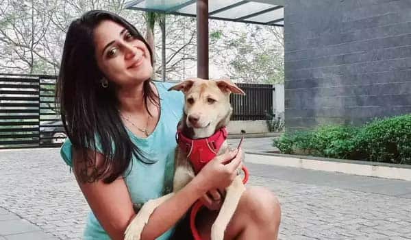 'Adopt-a-dog',-says-Kaniha,-as-she-shares-an-adorable-post-on-International-Dog-Day
