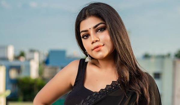 suja-vasan-strong-reply-to-her-fan-who-asked-a-question