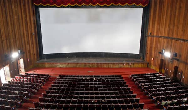 Theatres-owners-request-Maharashtra-govt.,-to-take-step-on-opening-theatres