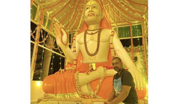 Sri-Raghavendra-Swamy's-biggest-statue-in-India
