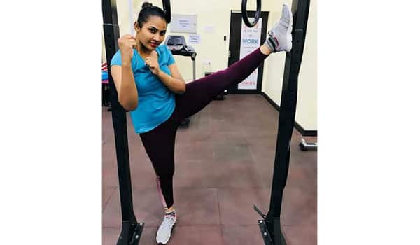 Myna-Nandhini-workout