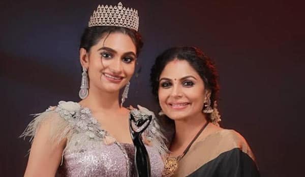 Asha-Sarath-daughter-becomes-runner-in-beauty-competition
