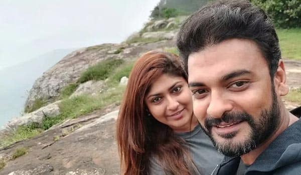 Abhinay-replied-did-he-separated-from-his-wife