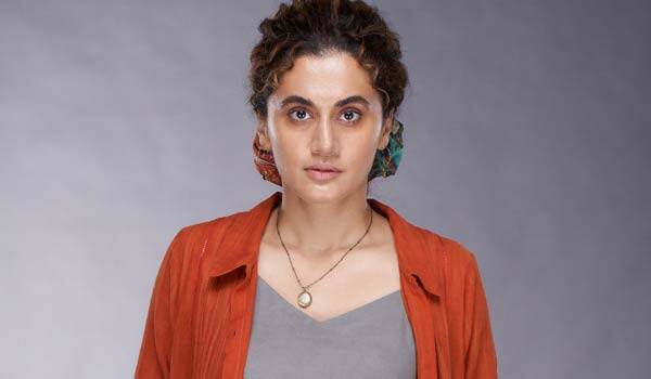 Taapsee-replied-when-she-will-quit-cinema