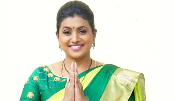 Ceremony-for-Minister-Roja-on-behalf-of-the-film-industry