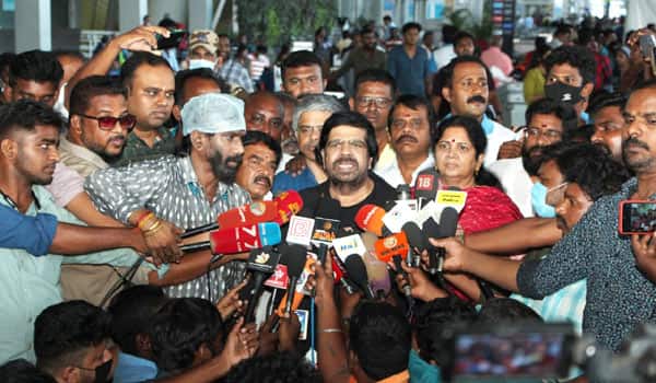 T-Rajendar-fly-to-US-for-treatment