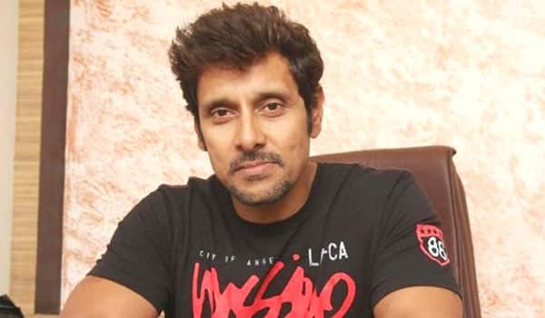 Actor-Vikram-discharged-from-Hospital