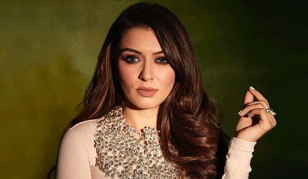 50th-movie-released-:-Hansika-thanks-to-fans