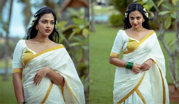 Onam-Festival:-Amala-paul-did-a-photoshoot-in-traditional-Kerala-dress