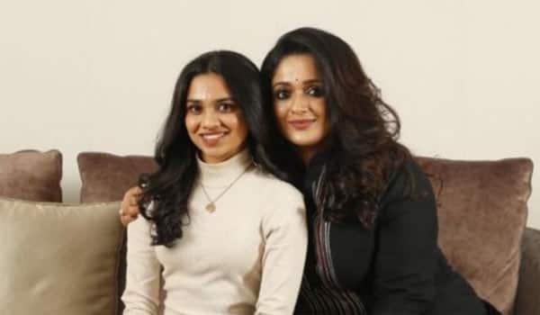 Dileep-daughter-wished-kavya-but-not-wish-to-Manju-warrier