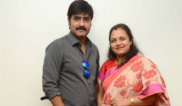 Srikanth-Trashes-Divorce-Rumors-with-Wife