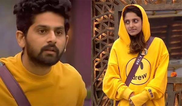 Controversy-in-Bigg-Boss-Double-Eviction!-Fans-who-criticize-television
