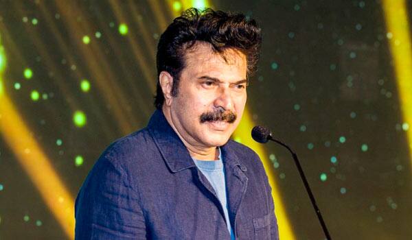 Mammootty-visits-to-his-college