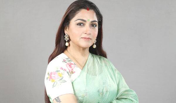 Actress-Khushbhu-hospitalised