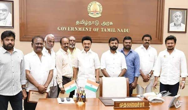 Tamil-Film-Producers-Council-Executives-meeting-with-Chief-Minister:-Re-ordering-of-house-construction-in-Bayanur