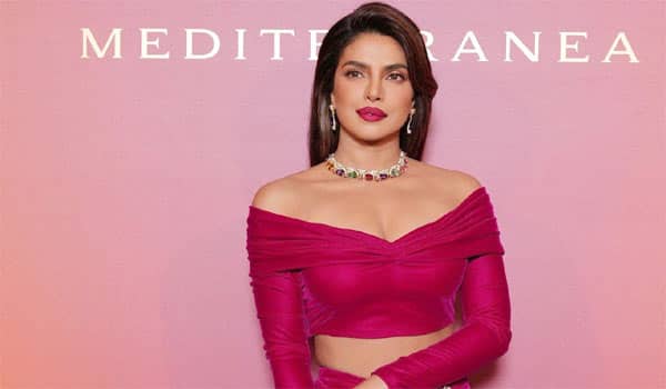 Priyanka-Chopra-refused-to-act---the-director-who-wanted-to-see-her-in-underwear