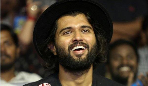 Vijay-Deverakonda-became-aware-of-the-matter-with-the-films-Liger-and-Kushi
