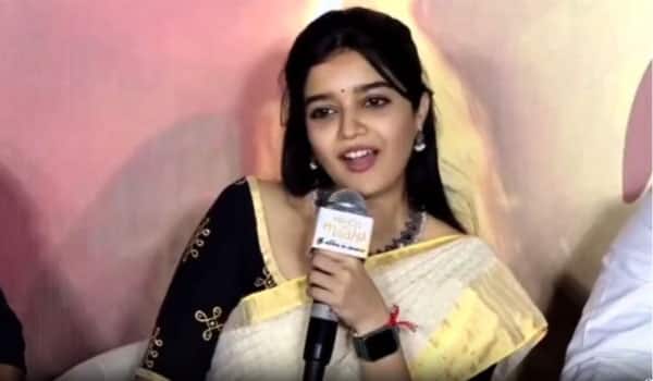 Swathi-responded-to-the-question-about-divorce-news