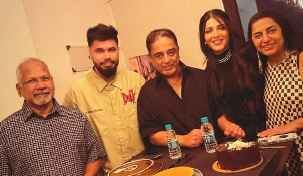 Shruti-Haasan-celebrated-the-New-Year-with-her-father-and-lover