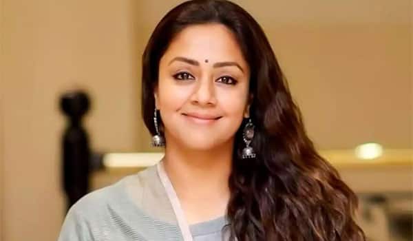Jyothika-to-act-in-a-Hindi-film-again-after-Saithan!