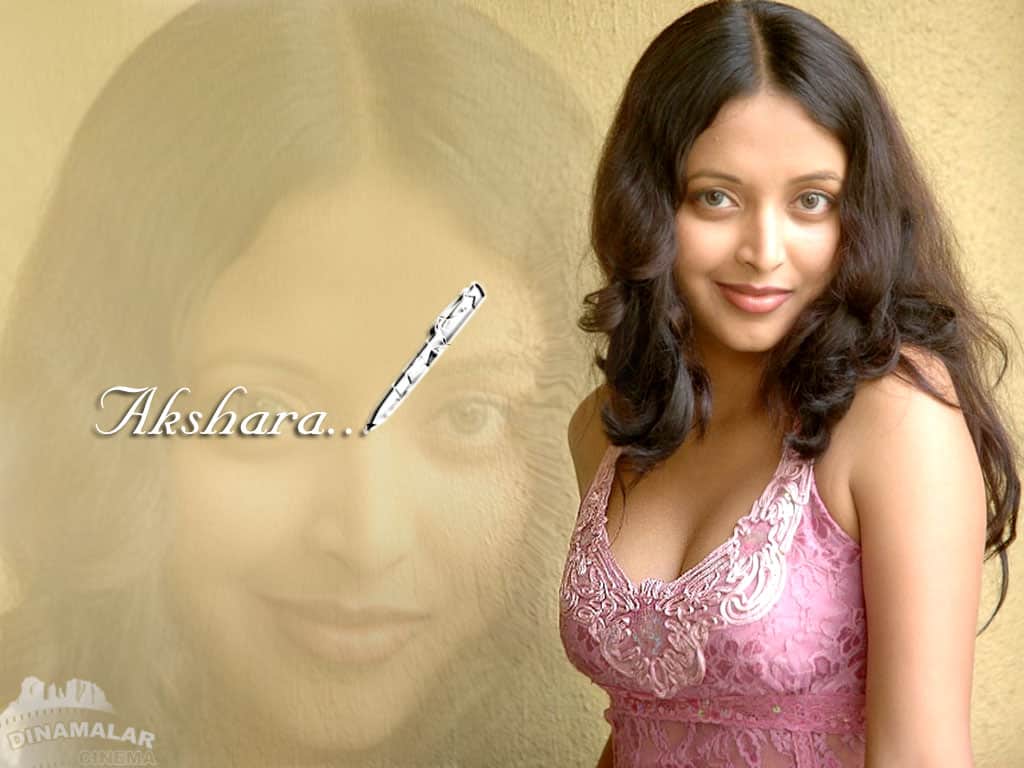 Tamil Actress Wall paper Akshara