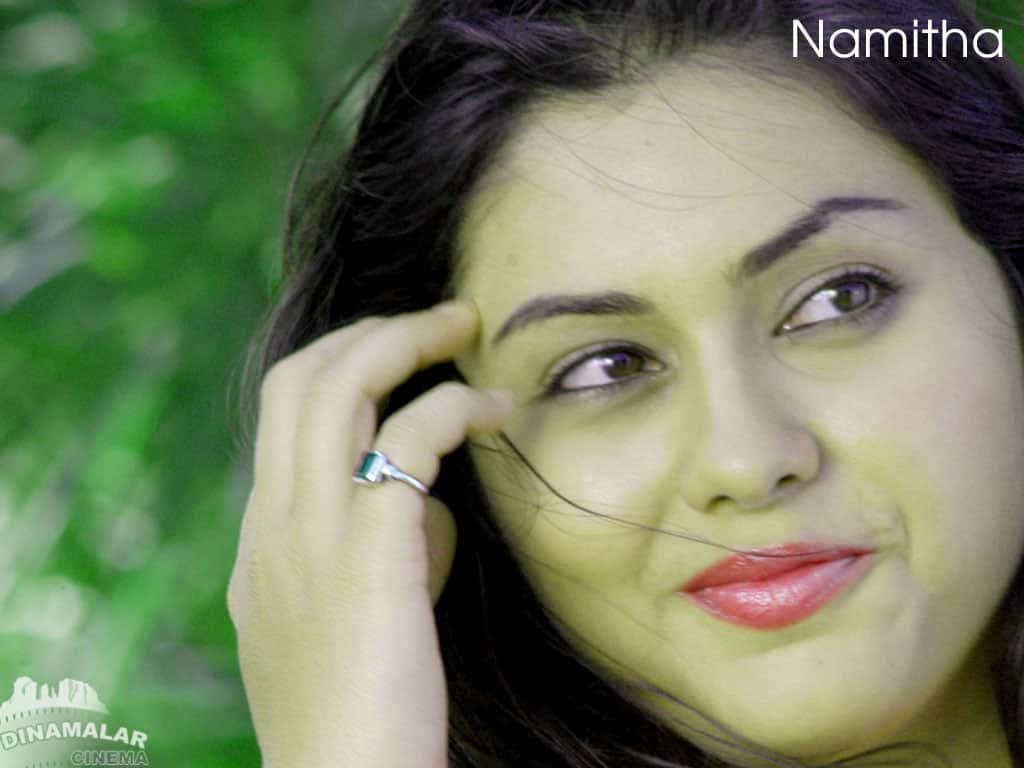 Tamil Actress Wall paper Namitha