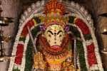 தஞ்சை பெரிய கோவிலில் ஆஷாட நவராத்திரி விழா: வாராஹிக்கு இனிப்பு அலங்காரம் 